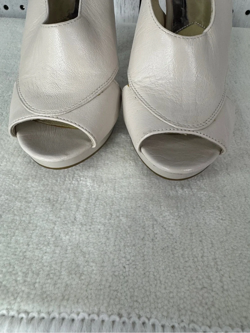 MICHAEL Michael Kors Cream Leather Slingback Peep Toe Platform Heels Size 8
